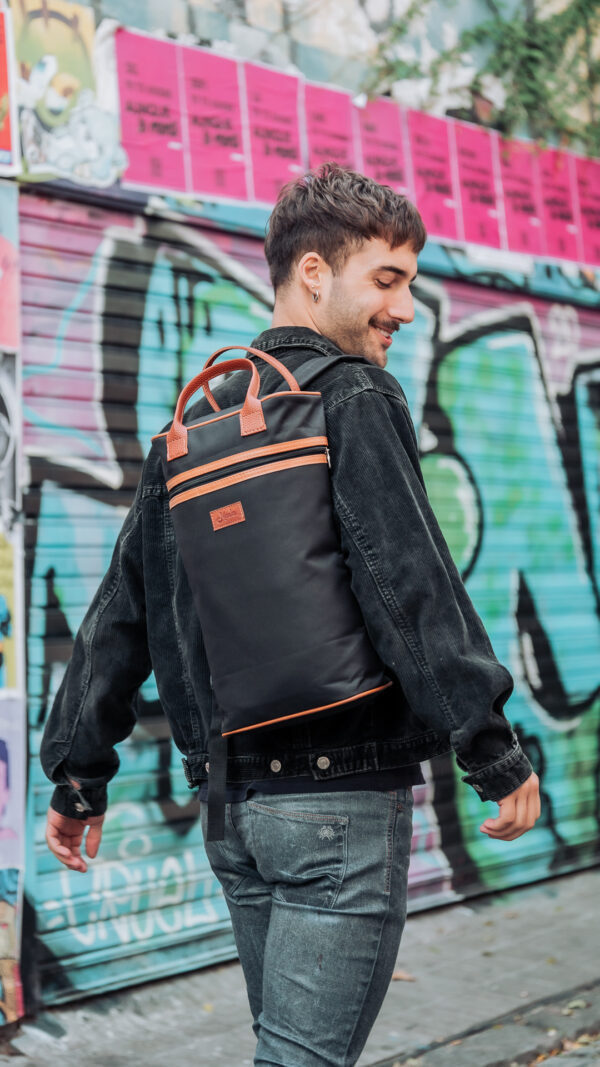Mochila Matera Impermeable Córdoba Porta Termo Stanley Madu Exclusivo - Image 9