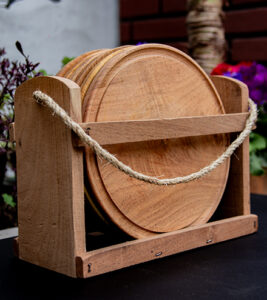 Cajon + 6 Platos Redondos De 24cm Algarrobo Pack de 5 Unid