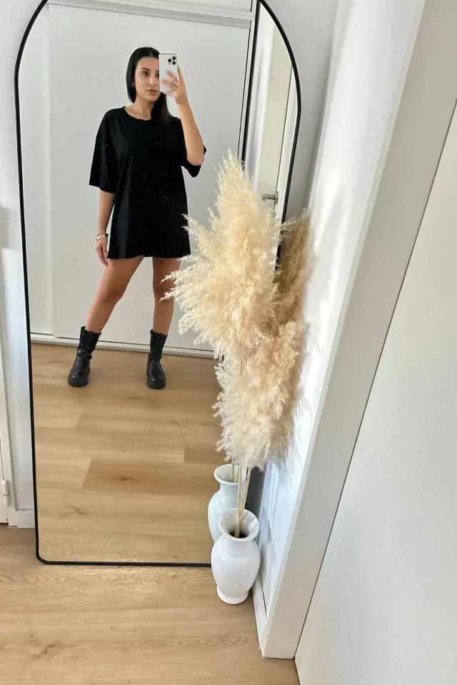 Remera oversize negra