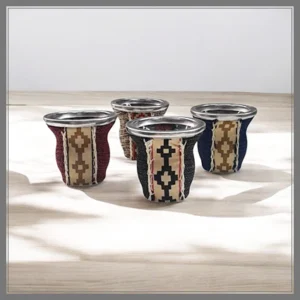MATE DE VIDRIO FORRADO EN ARPILLERA CON GUARDA
