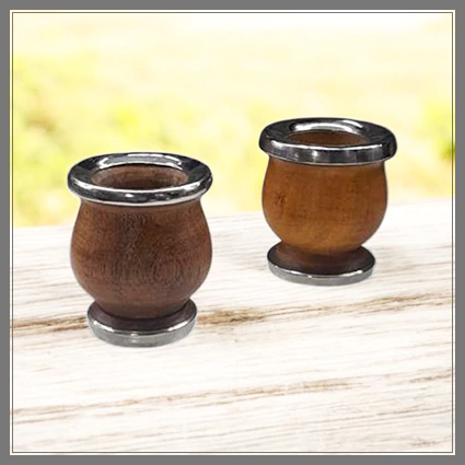 MATE DE MADERA Y ACERO