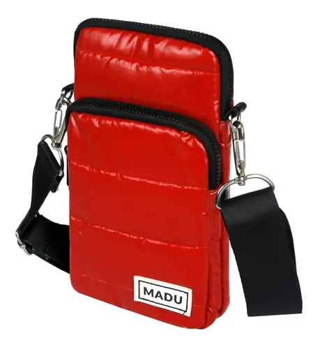 Bandolera Matelasse Porta Celular Unisex Dos Cierres Madu Color Rojo Metalizado
