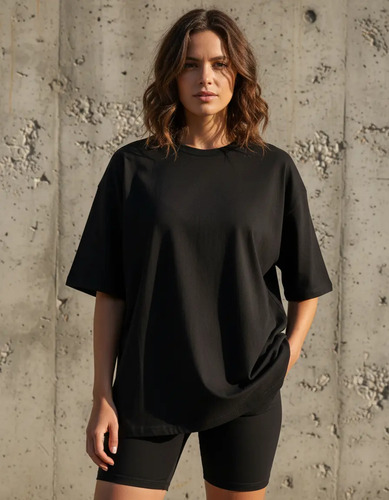Conjunto Deportivo Mujer Remera Overzise Y Calza Biker Negro - Image 8