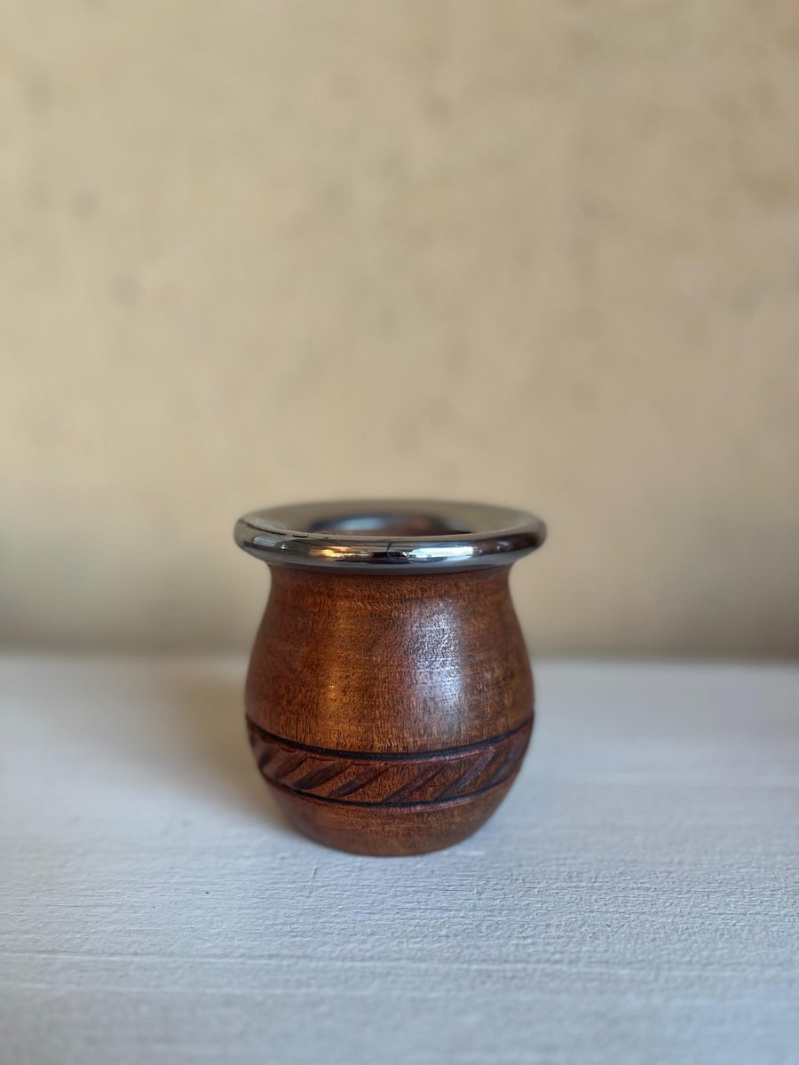 Mate Perita de Algarrobo con Guarda y Virola de Acero — mate de algarrobo por mayor